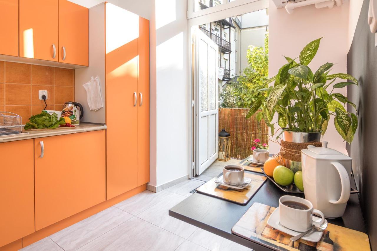 Cracow Best Location Apartment With Garden By Cozyplace Krakow Exterior photo